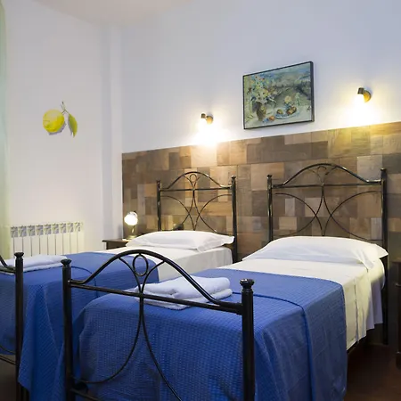 Le Cinque Novelle Guest house