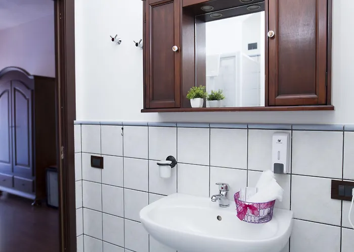 Le Cinque Novelle 4*