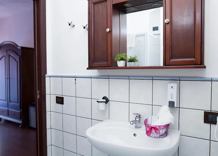 Le Cinque Novelle Penzion